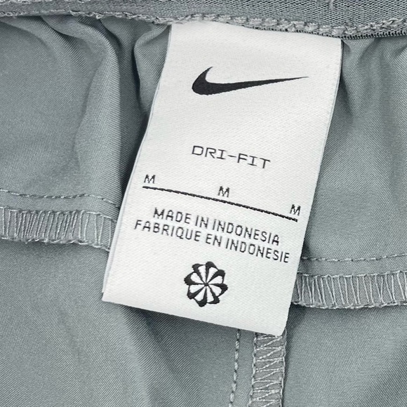 Nike Dri Fit Athletic Shorts - Picture 5 of 8